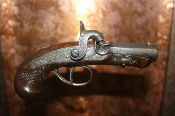 the gun that killed abraham lincoln